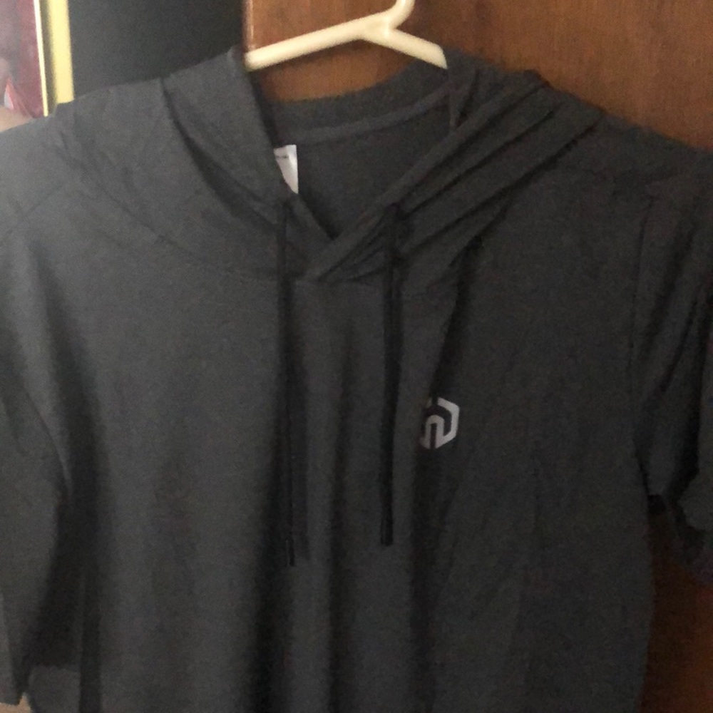 Brand New Neleus Men’s M grey hooded workout shirt - Picture 1 of 2